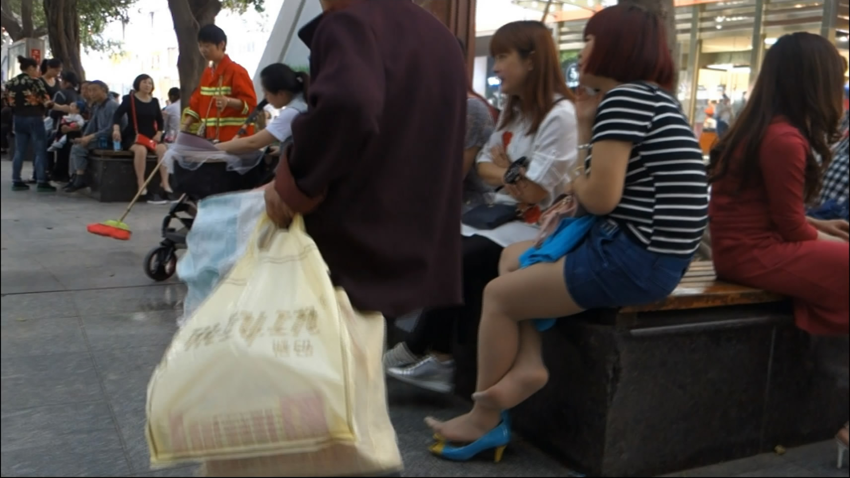 streetsnapnylon[00 02 30][20181203 234450 7]